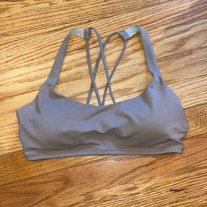 Lululemon Free to be bra
